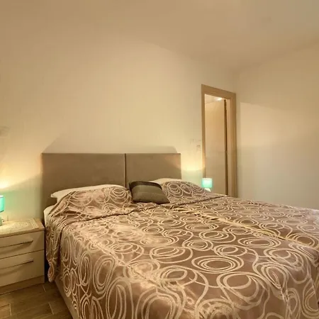Komplex Olivia-aurora Fuer 20 Personen